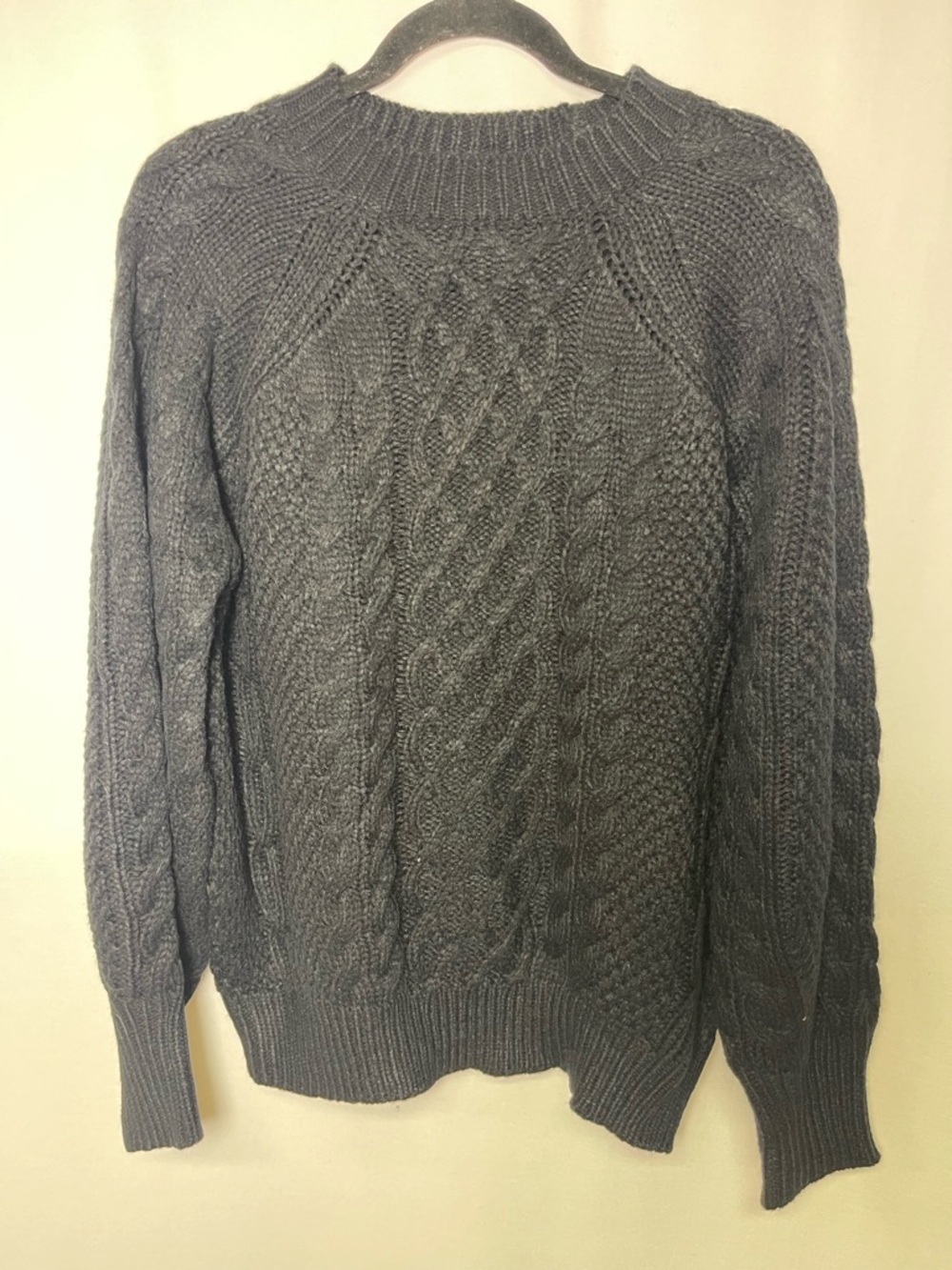 Women's Cable Knit Crewneck Sweater - Black